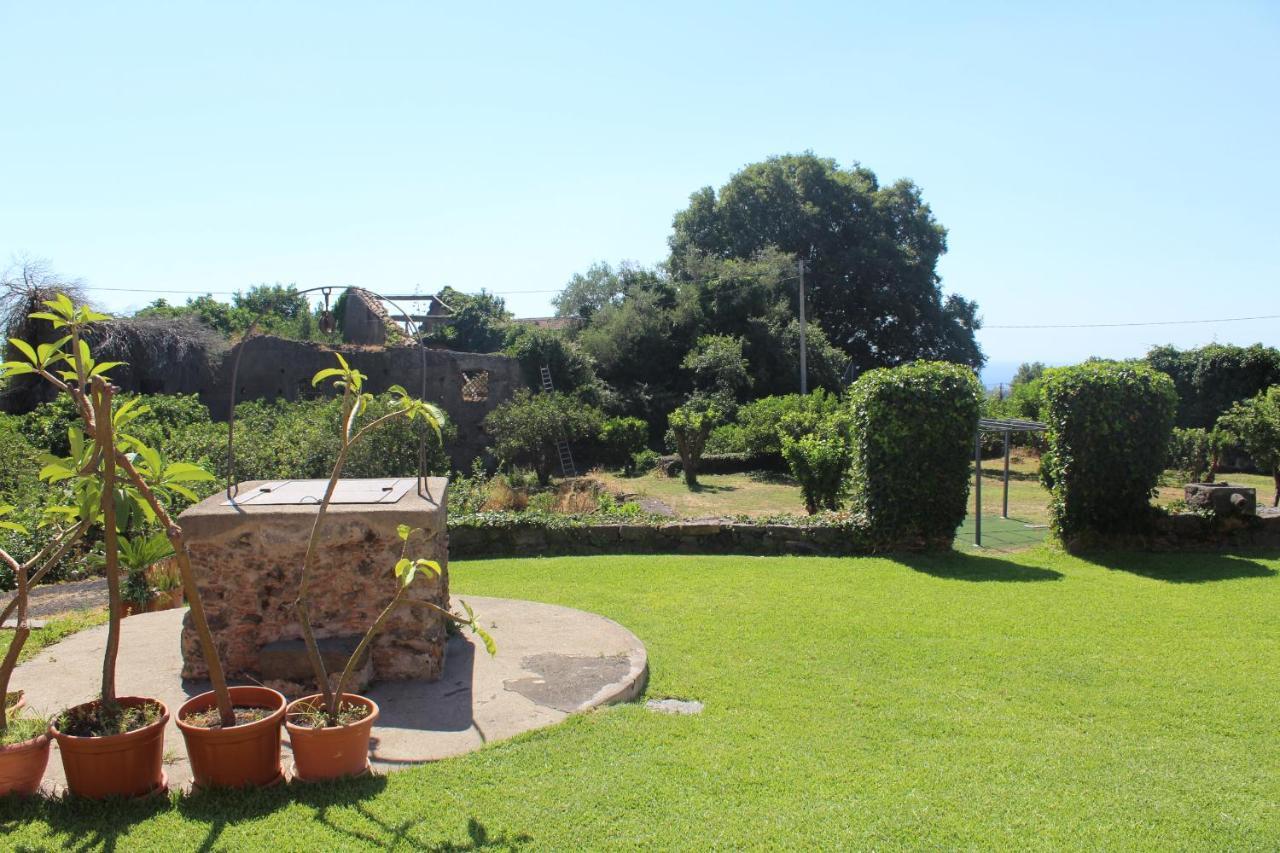 Il Giardino Degli Ovali Villa Fiumefreddo di Sicilia Exterior photo