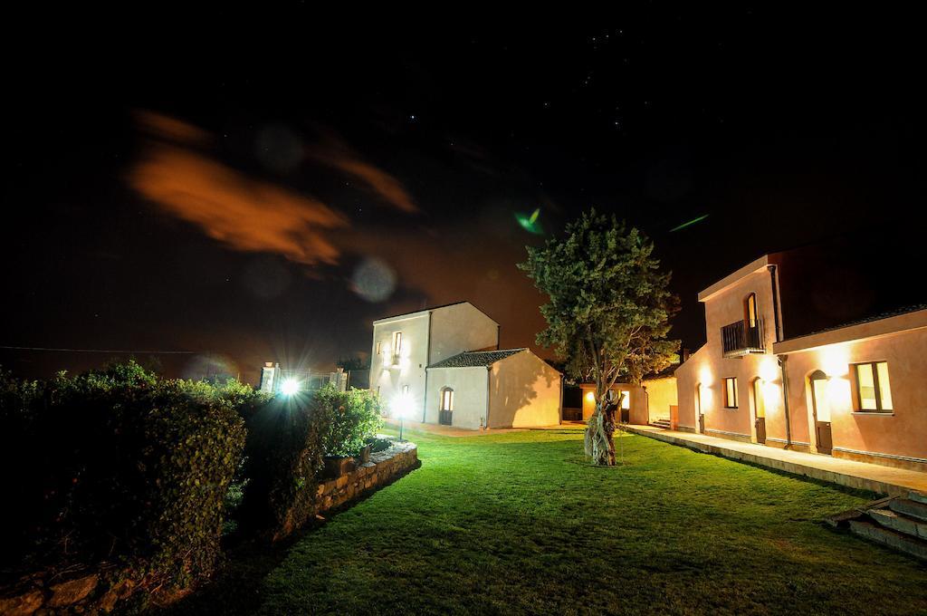 Il Giardino Degli Ovali Villa Fiumefreddo di Sicilia Exterior photo